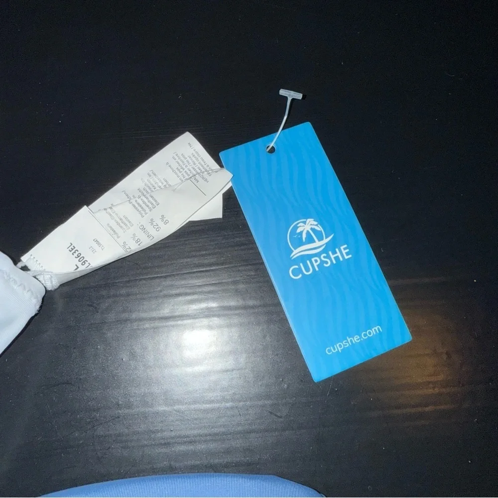 Cupshe Blue and White‎ Swimsuit new with tags